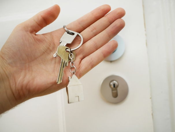 https://EstherBiggs.StopRentingStartOwning.com